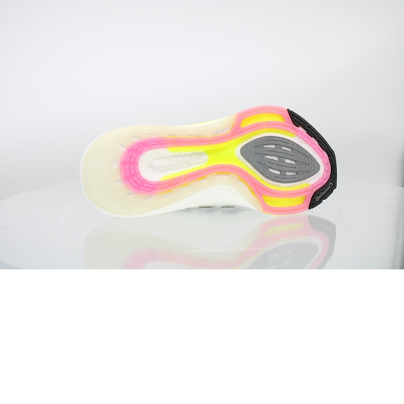 Adidas Womens Ultraboost 21 White Running Shoes Size 6.5 Medium (B M) (2596206) - Picture 4 of 4